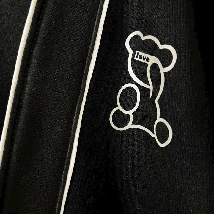 mochanstore.com AO CHOANG CARDIGAN CHAT NI MEM MIN LOGO IN PHAN QUANG SHT159 MINH HA HOUSE 1